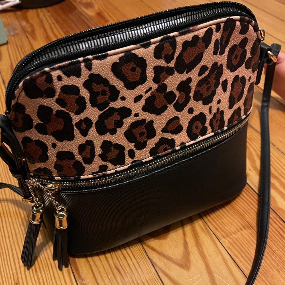 Boutique Crossbody Cheetah Purse